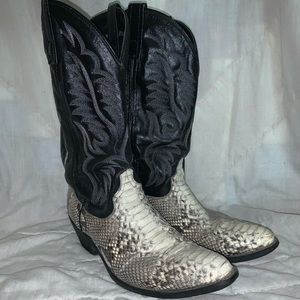 Laredo Genuine Snake Skin boots